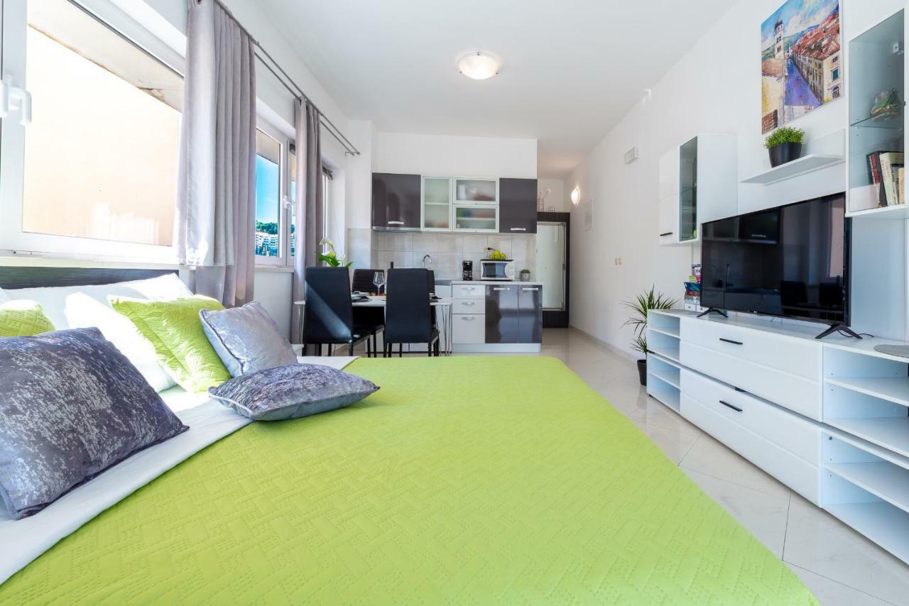 Studio Apartment & Room Ten - Free Parking Дубровник Екстериор снимка